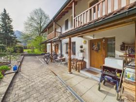 Terraced Middle houses For Sale in Meiringen, Switzerland