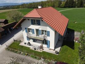 Einfamilienhaus Zu verkaufen in Rapperswil (BE), Schweiz