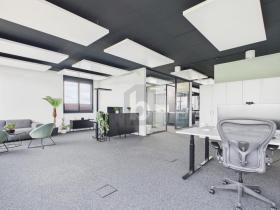 Espace de bureau À louer à Rothenbourg, Suisse