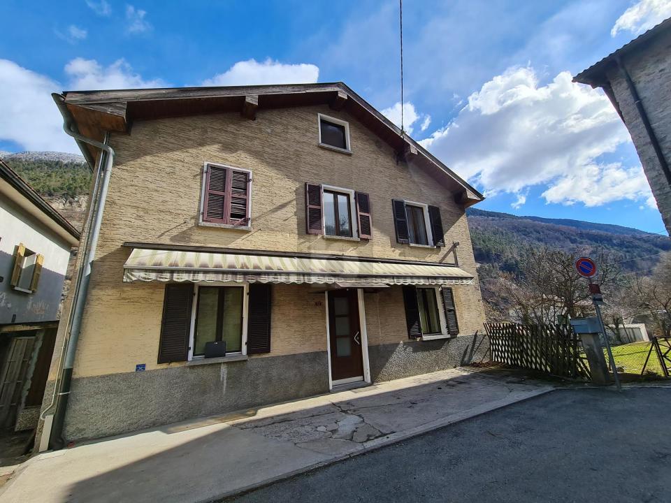 Detached house For Sale in Lavorgo, Switzerland Detached house For Sale in Lavorgo, Switzerland