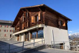 Charlet À vendre à Nax, Suisse Charlet À vendre à Nax, Suisse