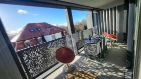 Gulv Leilighet Til leie i Biel/Bienne-Altstadt, Sveits Gulv Leilighet Til leie i Biel/Bienne-Altstadt, Sveits