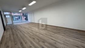 商店 出售 于 蓬坦斯, 瑞士 商店 出售 于 蓬坦斯, 瑞士