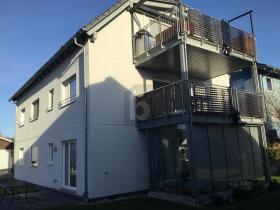 appartement mansardé À louer à Hochwald, Suisse