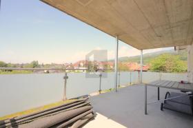 Floor Apartment For Rent in Wiedlisbach, Switzerland