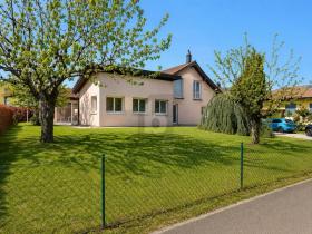 Villa For Rent in Murist, Switzerland Villa For Rent in Murist, Switzerland