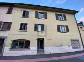 Casa plurifamiliar En venta en Camignolo, Suiza Casa plurifamiliar En venta en Camignolo, Suiza