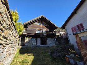 casa per le vacanze In vendita a Sobrio, Svizzera casa per le vacanze In vendita a Sobrio, Svizzera