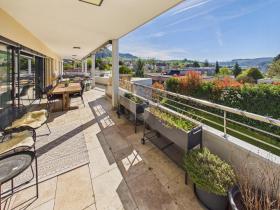 Terrassenwohnung Zu vermieten in Bolligen, Schweiz