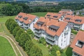 apartamento andar Para alugar em Starrkirch-Wil, Suíça