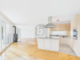 Floor Apartment For Sale in Rudolfstetten, Switzerland