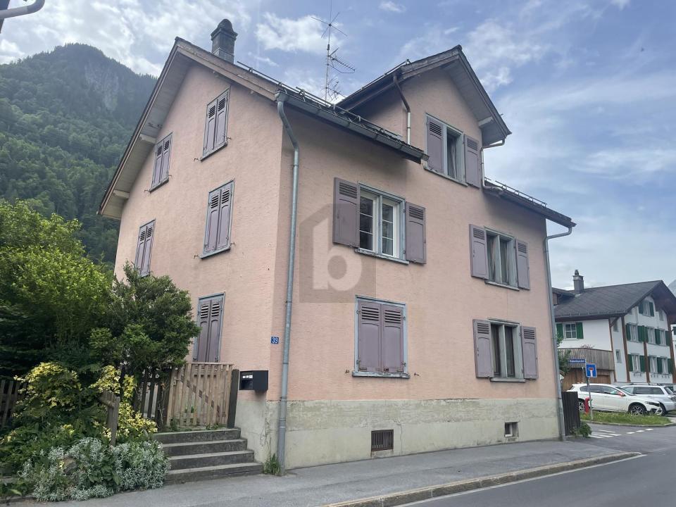 Maison multi-familiale À vendre à Betschwanden, Suisse Maison multi-familiale À vendre à Betschwanden, Suisse