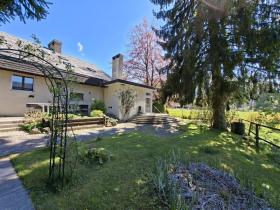 Semi-detached house For Sale in Eigenthal, Switzerland
