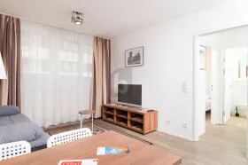 Apartamento en planta baja en venta en Viena-Favoriten, Austria