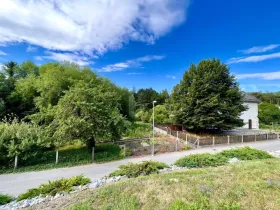 terrain à bâtir en vente à Berndorf-Berndorf I, Autriche