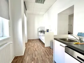 spazio ufficio Gemeinde Wiener Neustadt In affitto Austria