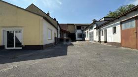 Casa plurifamiliare in vendita a Cattivo Erlach, Austria