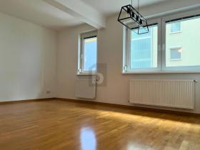 Apartamento térreo à venda em Wien-Großjedlersdorf, Áustria