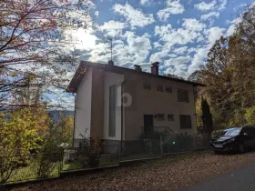 Enebolig til salgs i Innermanzing, Austria