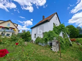 Detached house for sale in Klagenfurt am Wörthersee-Welzenegg, Austria