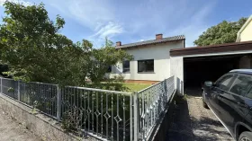 Bungalov za prodaju u Sollenau, Austria