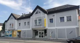 Dükkan kiralık 'de Bruckneudorf-Katastralgemeinde Bruck an der Leitha, Avusturya
