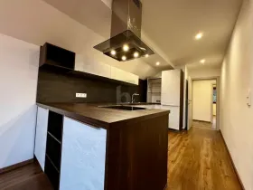 Apartamento en venta en Saalfelden am Steinernen Meer, Austria