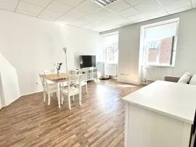 Kontorplass til leie i Gemeinde Wiener Neustadt, Austria