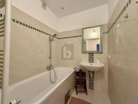 Floor Apartment Vienna for sale Austria