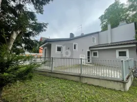 maison semi-jumelée en vente à Stockerau-Leitzersbrunn, Autriche