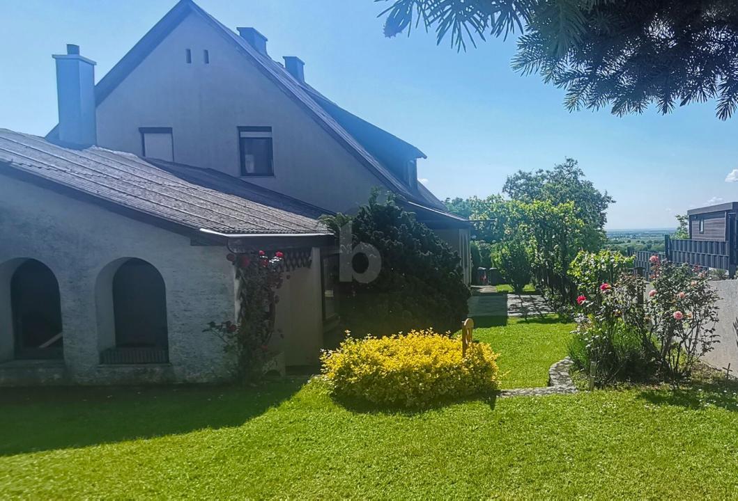 moradia geminada 
 Donnerskirchen Venda Áustria