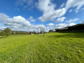 Építési telek eladó a  oldalon. Höhnhart, Ausztria