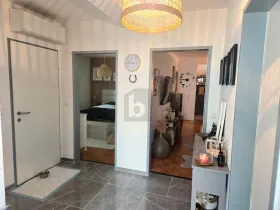 Floor Apartment for sale in Pirka-Neupirka, Austria