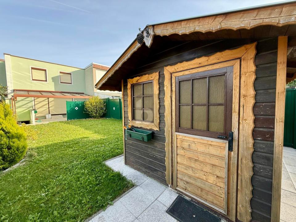 Casas geminadas Wiener Neudorf Venda Áustria