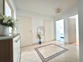 Floor Apartment for rent in Vienna-Simmering, Austria