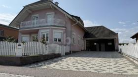 Detached house for sale in Siegendorf im Burgenland, Austria