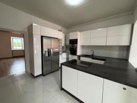 apartamento andar à venda em Villach-Sankt Martin im Innkreis, Áustria