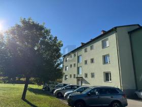 Lapos Eladó a  oldalon. Griffen, Ausztria