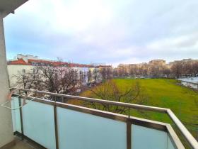 Floor Apartment For Rent in Vienna-Meidling, Austria