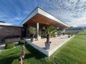 Bungalow For Sale in Siegertshaft, Austria