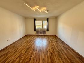 Floor Apartment For Sale in Vienna-Favoriten, Austria