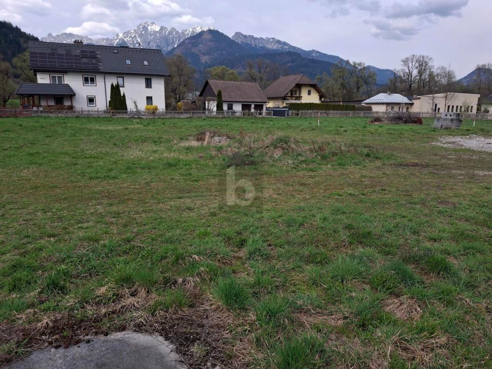 terreno de construção À venda em Admont, Áustria