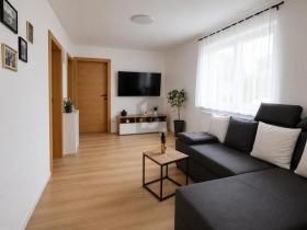 Floor Apartment For Sale in Untermühlau, Austria