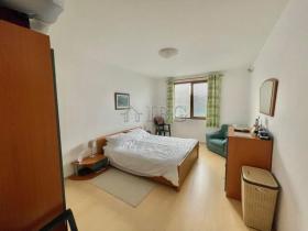 扁平 拉夫达  保加利亚