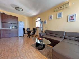 デュプレックス・フラット スヴェティ・ヴラス ブルガリア