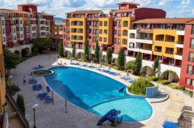 フラット アヘロイ ブルガリア