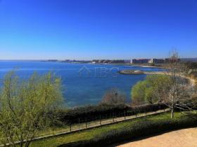 フラット アヘロイ ブルガリア