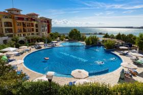 フラット アヘロイ ブルガリア