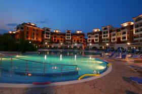 フラット アヘロイ ブルガリア