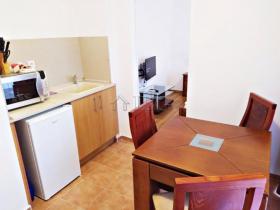 フラット アヘロイ ブルガリア